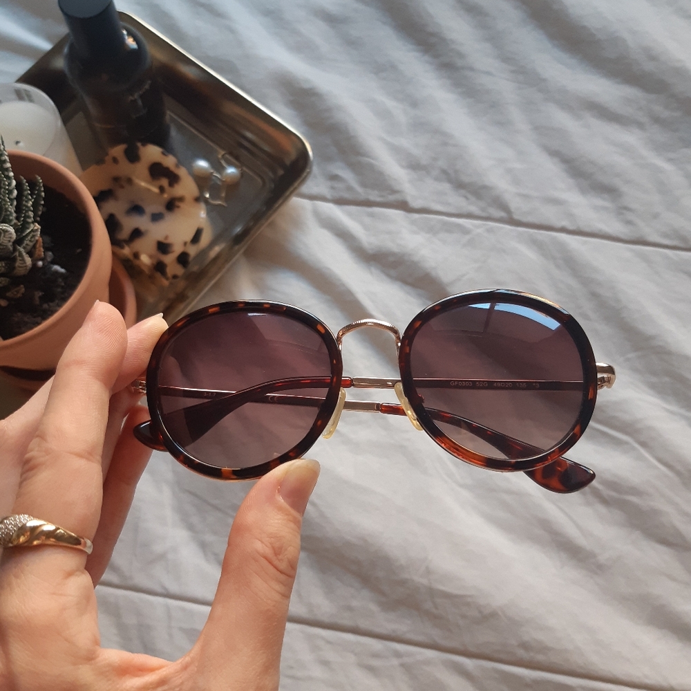 Guess Tortoise Shell Sunglasses